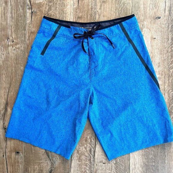 Oakley Regular Fit Boardshorts - Picture 1 of 7